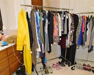 Ladies' clothing - Size Small/Medium