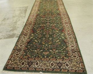 Mahindra Handnotted Large Runner