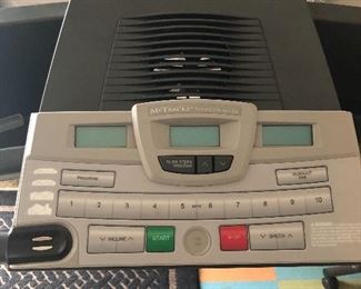 TREADMILL IN GREAT WORKING CONDITION