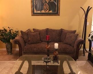 LIVING ROOM FURNITURE IN LIKE NEW CONDITION.  