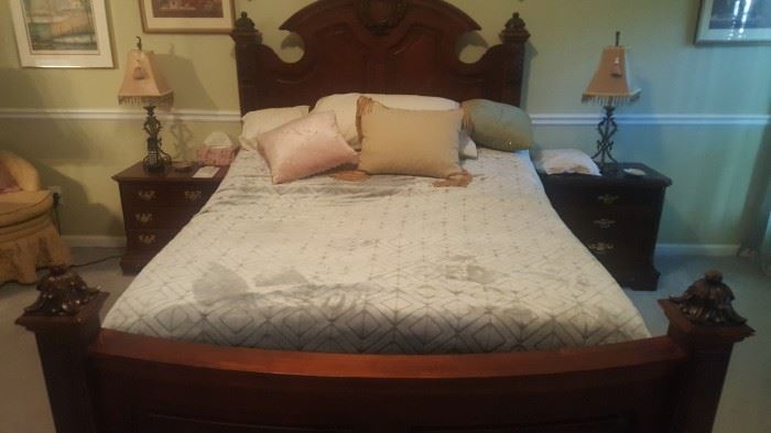 Serta Adjustable Queen Size Bed