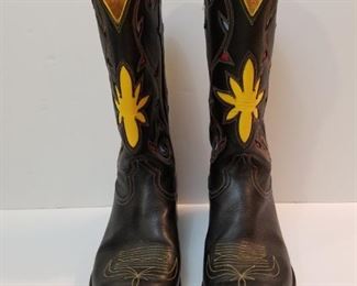 Heritage cowboy boots, made in Mexico, men's size 8.5