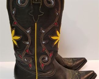 Heritage cowboy boots, made in Mexico, men's size 8.5