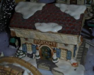 Christmas Mall 1695-A hummel Limited