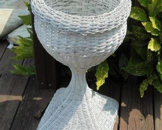 2 1/2 ft tall wicker plant stand