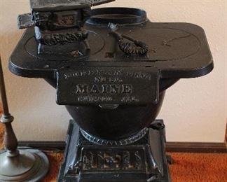 Hoffman Bros No. 80 MAINE Stove & Miniature Salesman Sample Stove