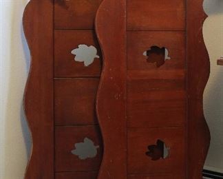Vintage Wood TWIN Bed Headboard/Footboard