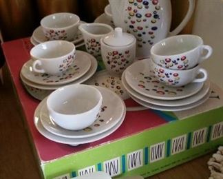 Sears child's porcelain tea service for 5 with box