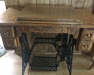 1800's Singer Sewing Machine in table