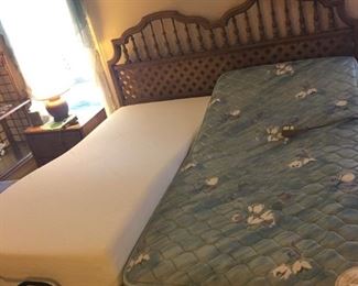 (2) Twin XL or Split King Adjustable Mattresses