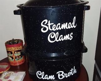 Steamed Clams Pot