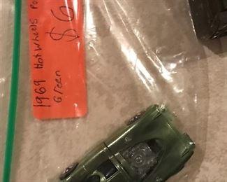 vintage hotwheels 1969 green Porsche 917