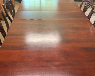 Duncan Phyfe dining table & chairs set