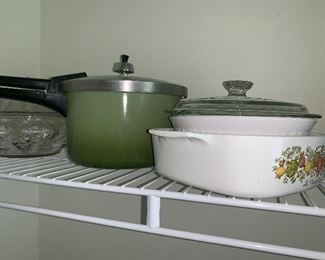 Corning Ware &
Pressure cooker
