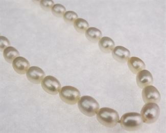 14K _ Japanese Freshwater Pearl Necklace, 17