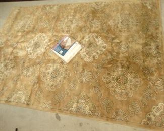 Milan Woven Silk Area Rug w Rug Liner
