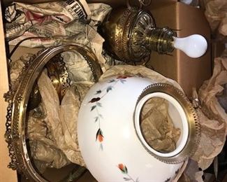 Complete hanging oil lamp that has been electified