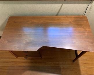 Hooker “Mainline” collection Mid Century Modern desk