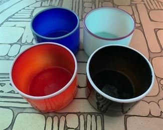 1984 Pinkwater Glass Inc. set of four art glass bowls