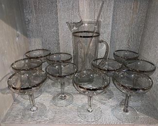 Retro martini set