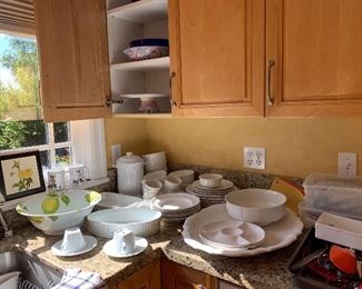 Kitchen porcelain from Villeroy & Boch, Fitz and Floyd and others