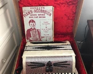 another view of the accordion