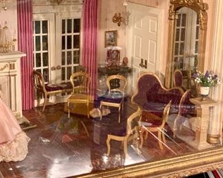 Extremely beautiful Diorama room, all furnished. chandeliers light up. It has an outdoor patio as well.