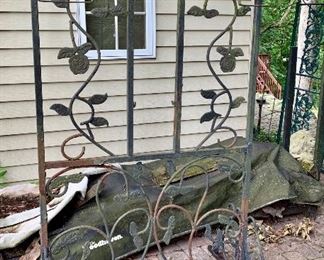 Self-standing Flower arch