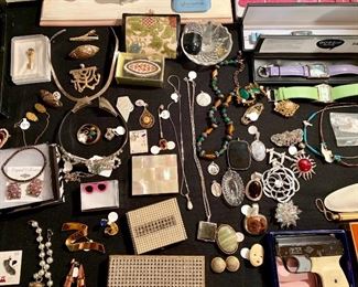more-vintage cigarette cases and compacts