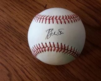 Signed Baseball's NO COA