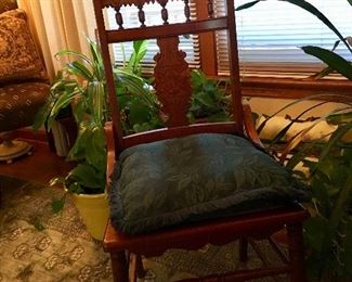 Antique chair w/carvings