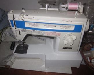 Tons of Sewing Needs
Tailor Professional Sewing Machine