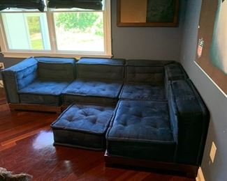 Blue sitting couch (ideal for kids room) 99x65