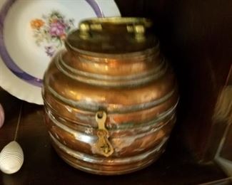 Copper pot