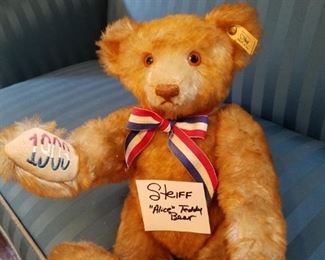 "Alice" Steiff Bear