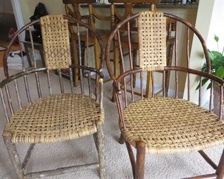  HICKORY BARREL ARM CHAIR
OLD HICKORY FURNITURE COMPANY  SHELBYVILLE IN
