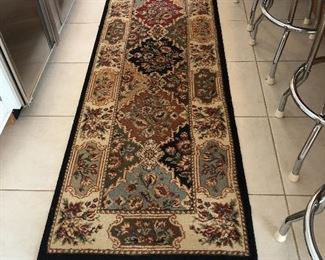 RUNNER
SHAW RUGS

