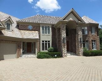FABULOUS BURR RIDGE HOME!  