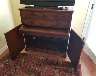 #2	5 drawer & 2 door Cabinet w/removable tray 38x19x40	 $175.00 
