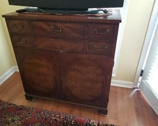 #2	5 drawer & 2 door Cabinet w/removable tray 38x19x40	 $175.00 
