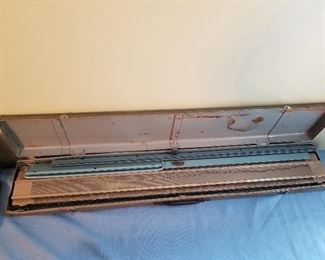 #23	New Long Knitting Machine (Japanese)	 $200.00 
#24	Silver Reed SK10 Knitting Machine 	 $400.00 
