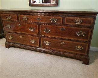 #29	Drexel 7 drawer dresser dove-tailed front & Back  64x19x31	 $325.00 
