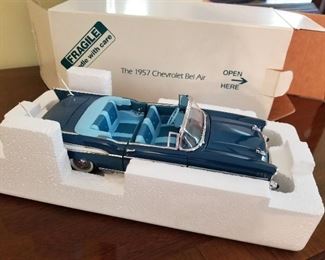 #39	1957 Chevrolet Bel Air (Danbury Mint w/papers) and Box - Mint Condition	 $75.00 
