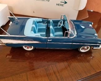 #39	1957 Chevrolet Bel Air (Danbury Mint w/papers) and Box - Mint Condition	 $75.00 
