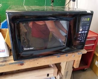 #70	Magic Chef Microwave	 $40.00 
