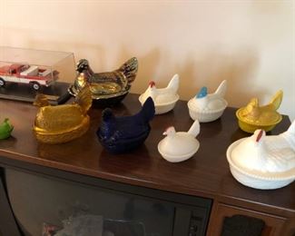 Glass chickens on nest candy dishes