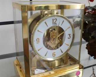 Le Coultre Atmos clock