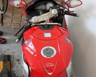 Rare signed Giacomo Agostini limited edition MX Agusta F4 AGO motorcycle w/ cover and jump suit