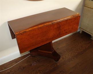 Biedermeier drop leaf table