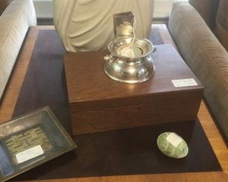 Hotel ashtray with match holder